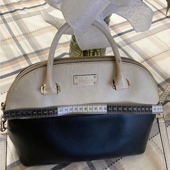 Used Kate spade black and white bag. It is dirty, see pictures but that’s all. - Picture 11 of 11